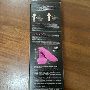 Women’s Superfeet Berry Size 8-10 D